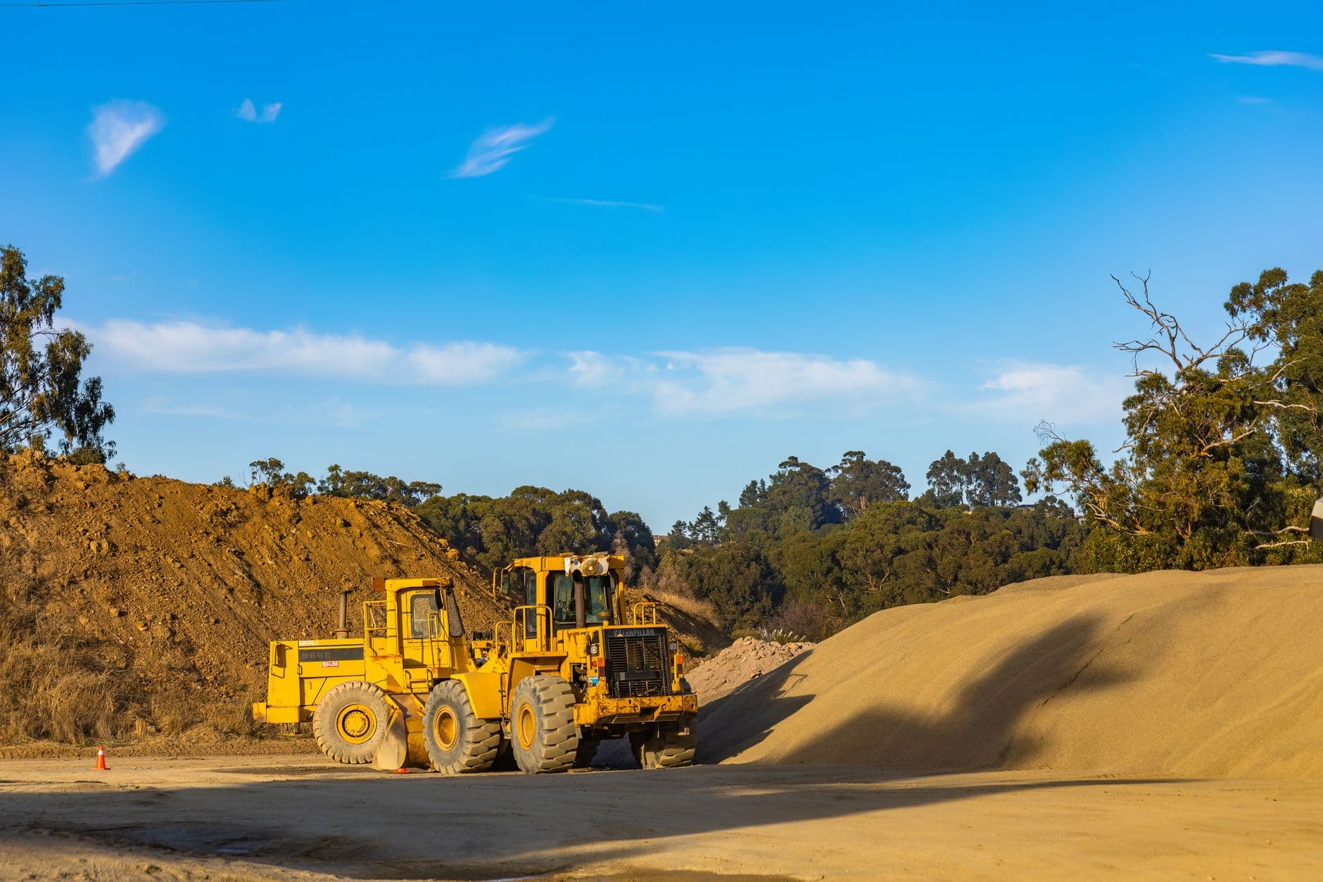 Kings Sitework crews and equipment on a Central Florida site